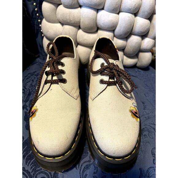 Dr. Martens Vegan Quad Retro Ray Canvas Platform size 9/EU41 - Picture 7 of 11